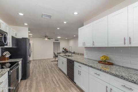 2935 E Cannon Dr, Phoenix, AZ 85028 photo 11