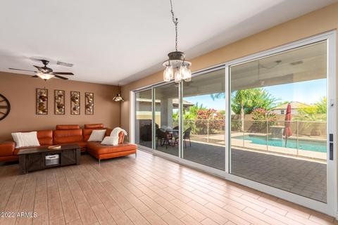 722 E Gary Ln, Phoenix, AZ 85042 photo 12