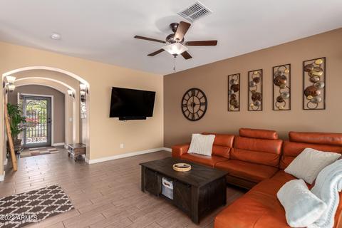 722 E Gary Ln, Phoenix, AZ 85042 photo 10