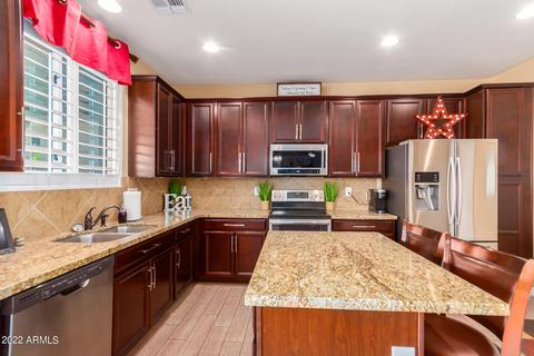 722 E Gary Ln, Phoenix, AZ 85042 photo 17