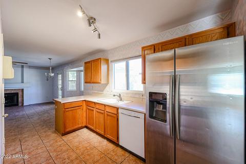 2114 E Sharon Dr, Phoenix, AZ 85022 photo 7