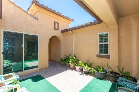 3264 E Strawberry Dr, Gilbert, AZ 85298 photo 4