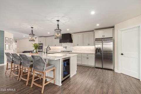 4022 E Becker Ln, Phoenix, AZ 85028 photo 8
