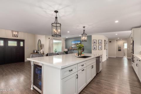 4022 E Becker Ln, Phoenix, AZ 85028 photo 9