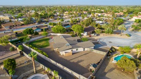 4022 E Becker Ln, Phoenix, AZ 85028 photo 47