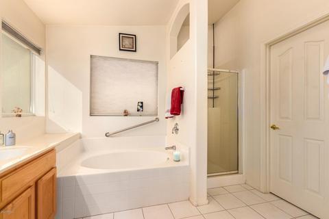 4235 E Cedarwood Ln, Phoenix, AZ 85048 photo 18