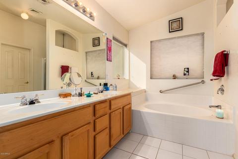 4235 E Cedarwood Ln, Phoenix, AZ 85048 photo 17