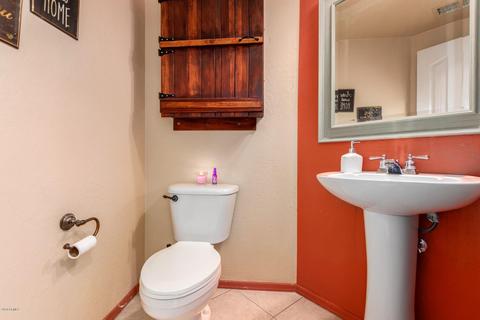 4235 E Cedarwood Ln, Phoenix, AZ 85048 photo 13