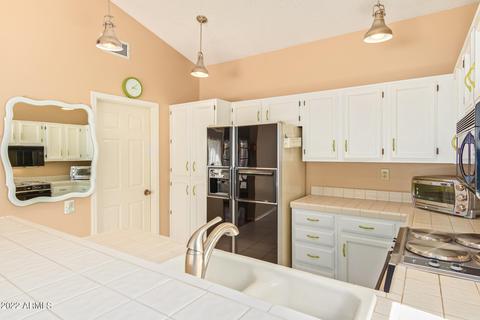 1240 E Brentrup Dr, Tempe, AZ 85283 photo 7