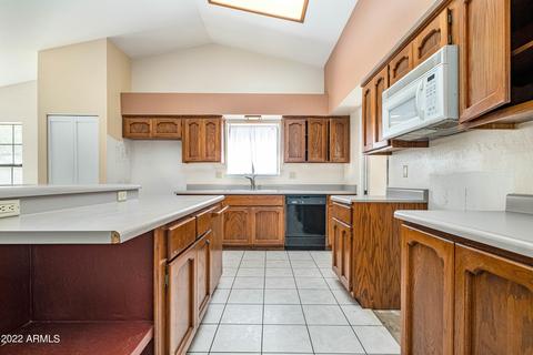 3920 E Bronco Trl, Phoenix, AZ 85044 photo 11