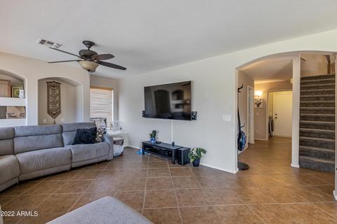 3165 E Desert Ln, Gilbert, AZ 85234 photo 11