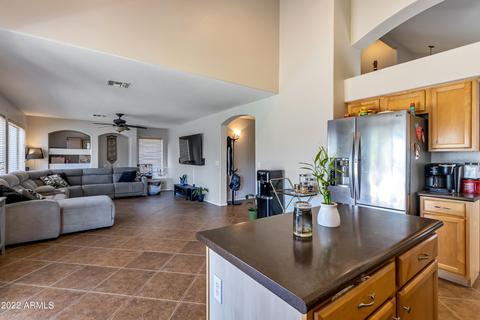 3165 E Desert Ln, Gilbert, AZ 85234 photo 8