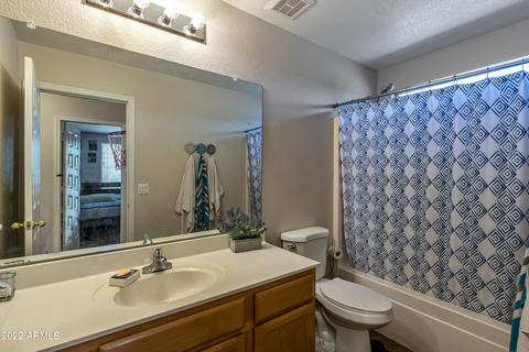 3165 E Desert Ln, Gilbert, AZ 85234 photo 27