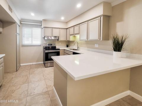 810 E Colter St #34, Phoenix, AZ 85014 photo 1