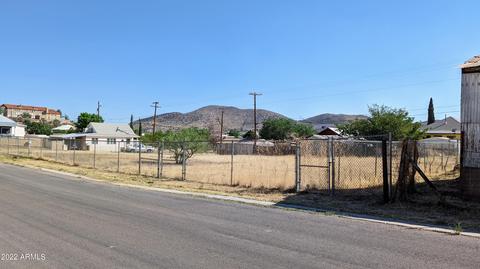 819 Pittsburg Ave, Bisbee, AZ 85603 photo 10