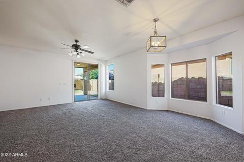 886 E Sherri Dr, Gilbert, AZ 85296 photo 4