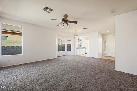 886 E Sherri Dr, Gilbert, AZ 85296 photo 3