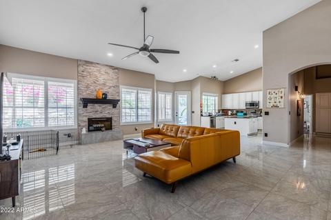 1538 E Windmere Dr, Phoenix, AZ 85048 photo 1