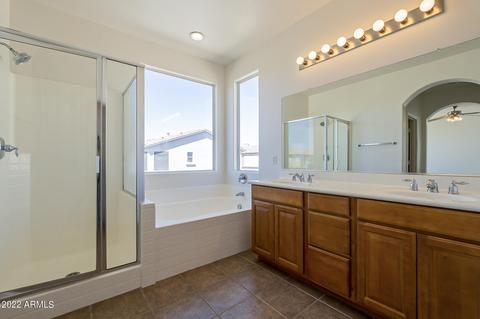 1232 E Julian Dr, Gilbert, AZ 85295 photo 6