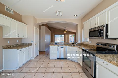 3940 E Kroll Ct, Gilbert, AZ 85234 photo 4