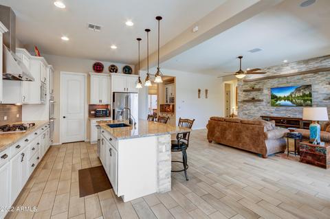3654 E Chestnut Ln, Gilbert, AZ 85298 photo 12