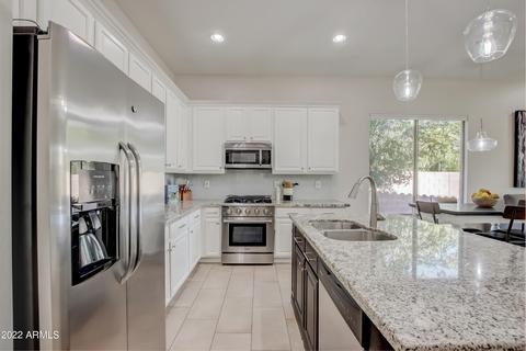 5051 E Robin Ln, Phoenix, AZ 85054 photo 18
