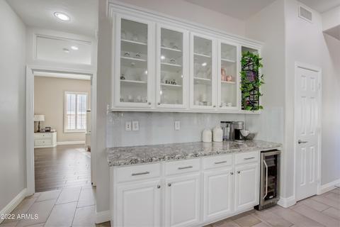 5051 E Robin Ln, Phoenix, AZ 85054 photo 22