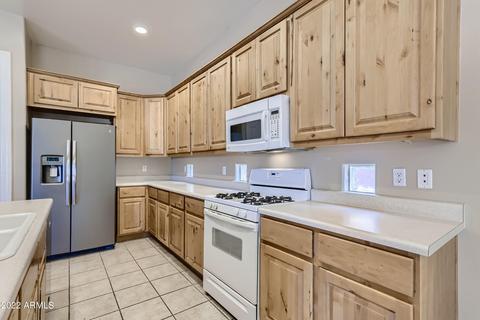 3430 N 42nd Pl, Phoenix, AZ 85018 photo 3