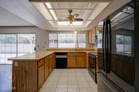 2530 E John Cabot Rd, Phoenix, AZ 85032 photo 8