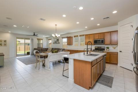 9744 E Radioactive Dr, Mesa, AZ 85212 photo 9