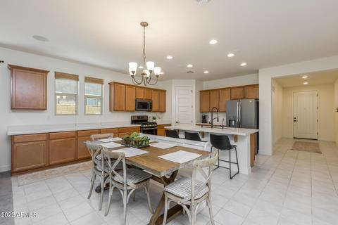 9744 E Radioactive Dr, Mesa, AZ 85212 photo 3