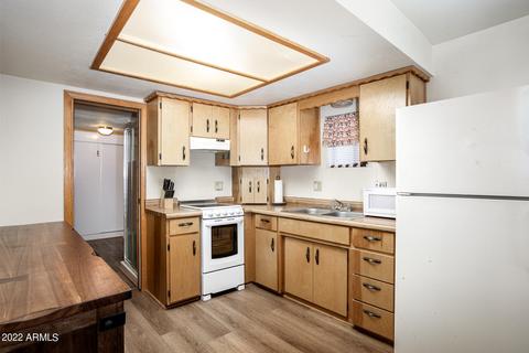 3301 Forest Dr, Overgaard, AZ 85933 photo 8