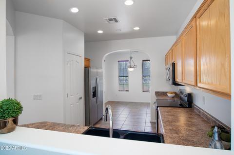 3706 E Janelle Ct, Gilbert, AZ 85298 photo 9