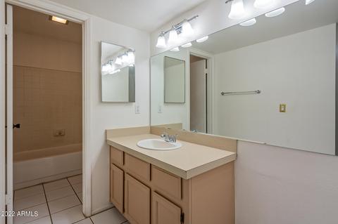 2228 E Campbell Ave #127, Phoenix, AZ 85016 photo 9