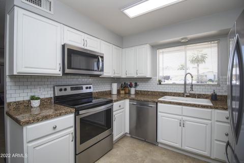 2238 E Claire Dr, Phoenix, AZ 85022 photo 4