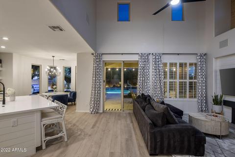 3815 E Matthew Dr, Phoenix, AZ 85050 photo 4