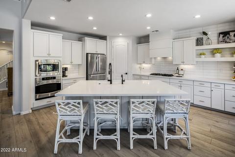 3815 E Matthew Dr, Phoenix, AZ 85050 photo 3