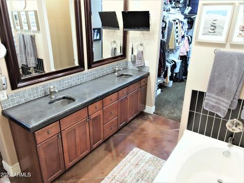 2074 E Vaughn Ave, Gilbert, AZ 85234 photo 14