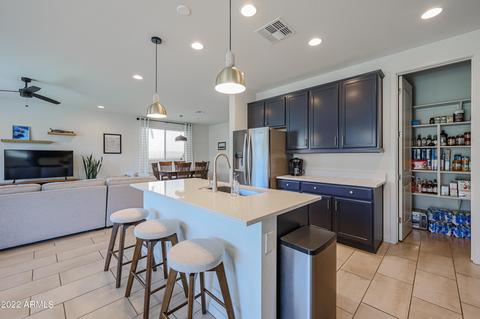3121 E Louise Dr, Phoenix, AZ 85050 photo 3