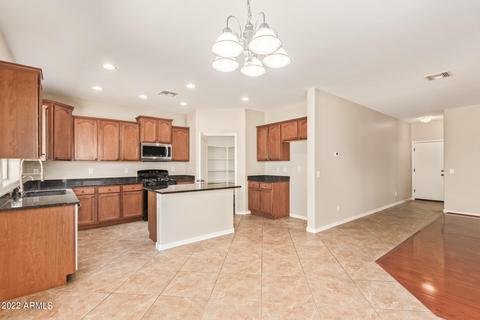 3971 S Vineyard Ct, Gilbert, AZ 85297 photo 8