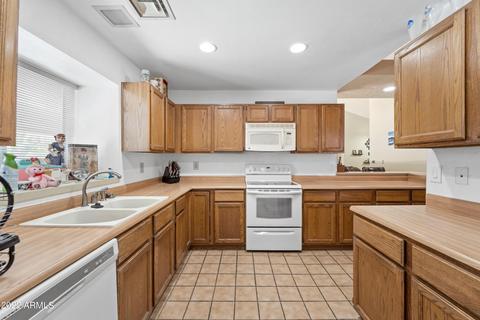 4907 E Princess Dr, Mesa, AZ 85205 photo 9