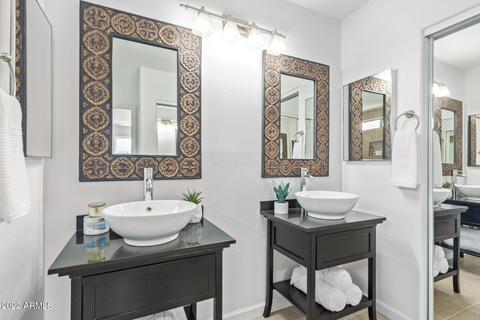 4054 E Abraham Ln, Phoenix, AZ 85050 photo 21