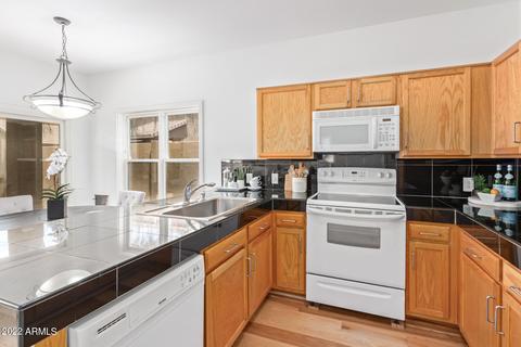 4054 E Abraham Ln, Phoenix, AZ 85050 photo 11