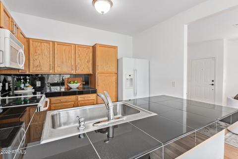 4054 E Abraham Ln, Phoenix, AZ 85050 photo 9