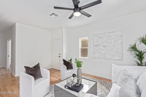 4054 E Abraham Ln, Phoenix, AZ 85050 photo 5