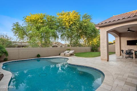 986 E Hampton Ln, Gilbert, AZ 85295 photo 4