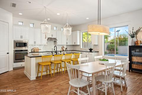 986 E Hampton Ln, Gilbert, AZ 85295 photo 11