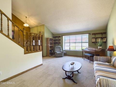 455 E Meadows Ln, Gilbert, AZ 85234 photo 4