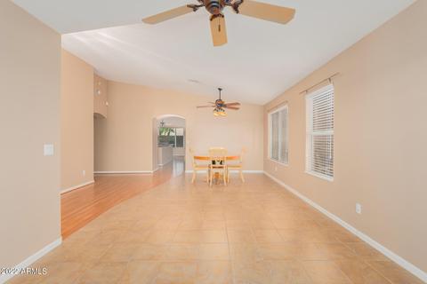 3509 E Kerry Ln, Phoenix, AZ 85050 photo 5