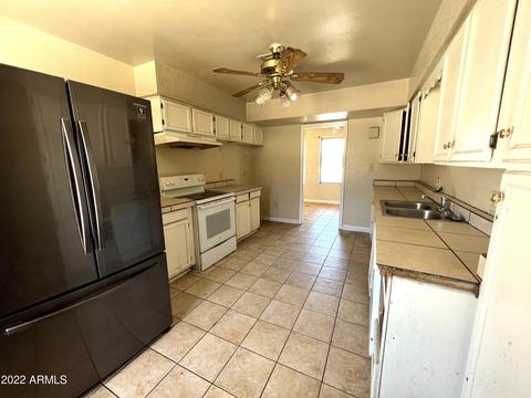 4702 N 58th Ave, Phoenix, AZ 85031 photo 3